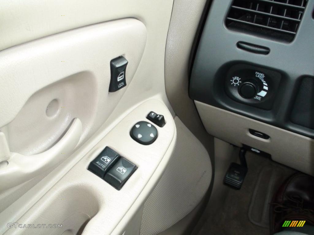 2001 Monte Carlo LS - Light Sandrift Metallic / Neutral Beige photo #19