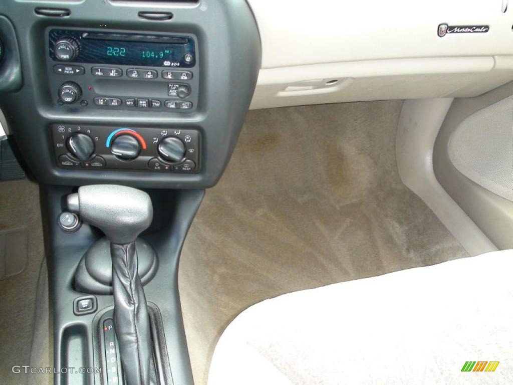 2001 Monte Carlo LS - Light Sandrift Metallic / Neutral Beige photo #23