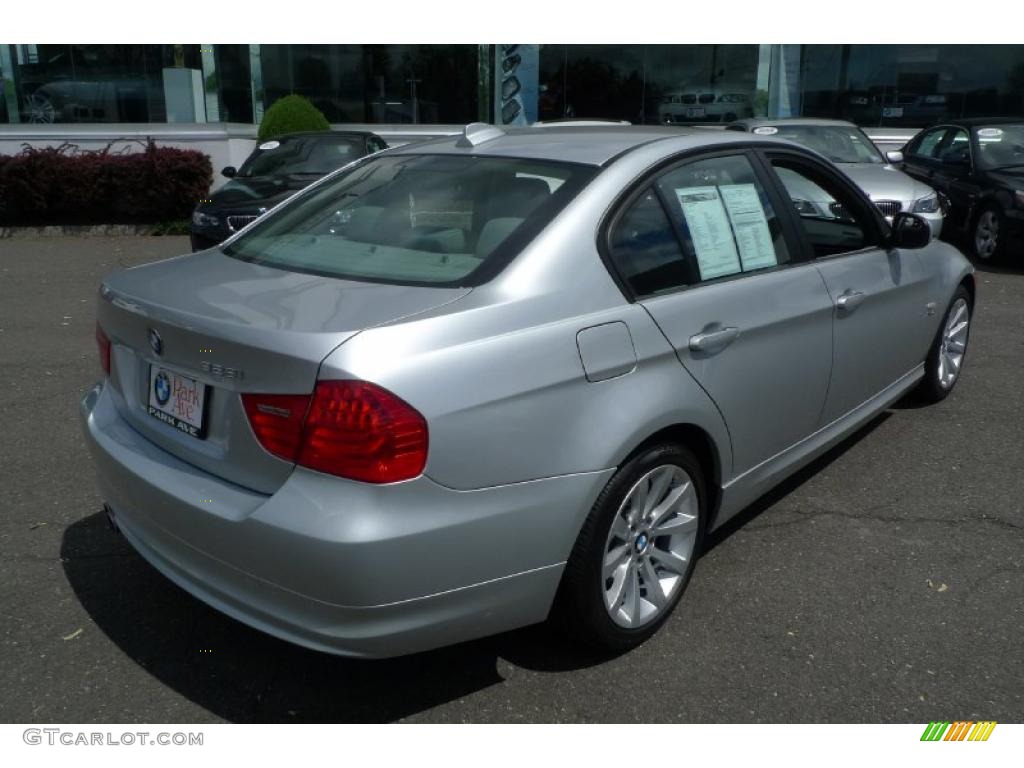 2010 3 Series 328i xDrive Sedan - Titanium Silver Metallic / Gray Dakota Leather photo #15