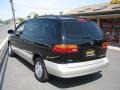 2000 Black Toyota Sienna XLE  photo #2