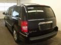 2010 Blackberry Pearl Chrysler Town & Country Touring  photo #11