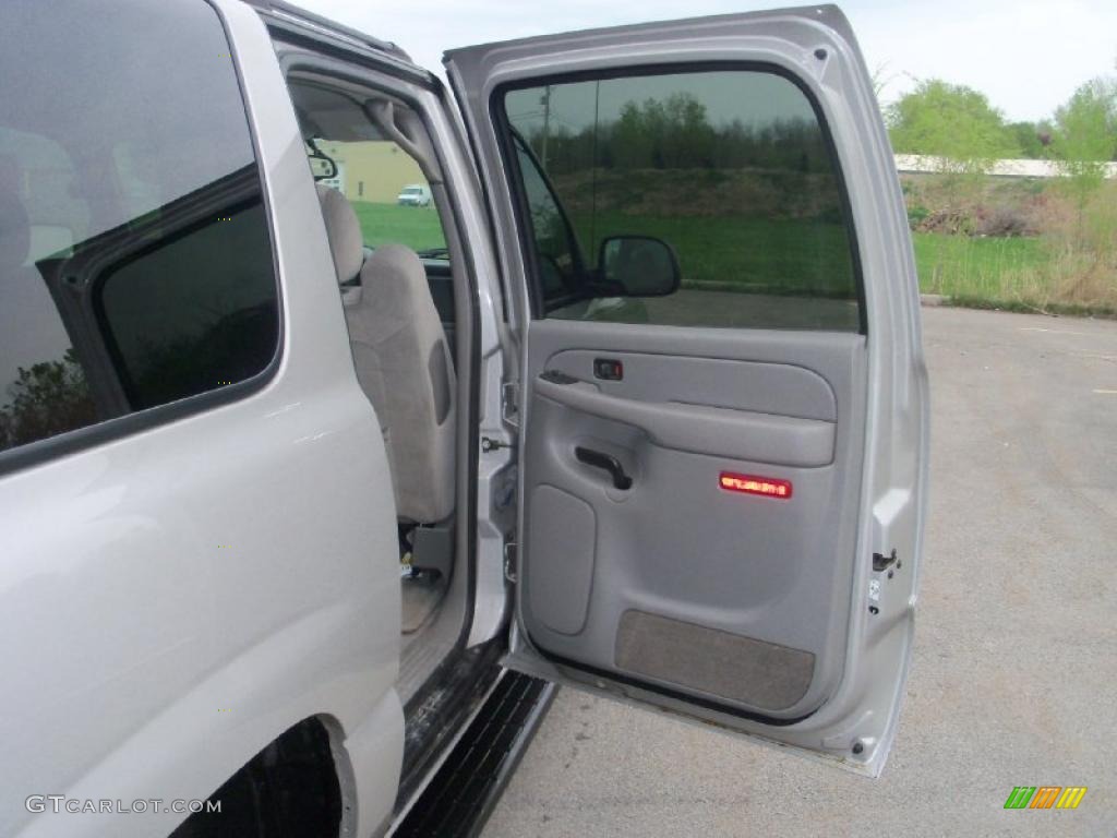 2004 Yukon XL 1500 SLE 4x4 - Silver Birch Metallic / Neutral/Shale photo #14