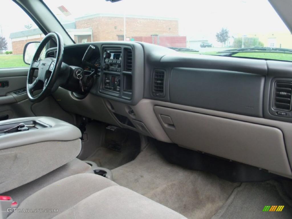 2004 Yukon XL 1500 SLE 4x4 - Silver Birch Metallic / Neutral/Shale photo #17