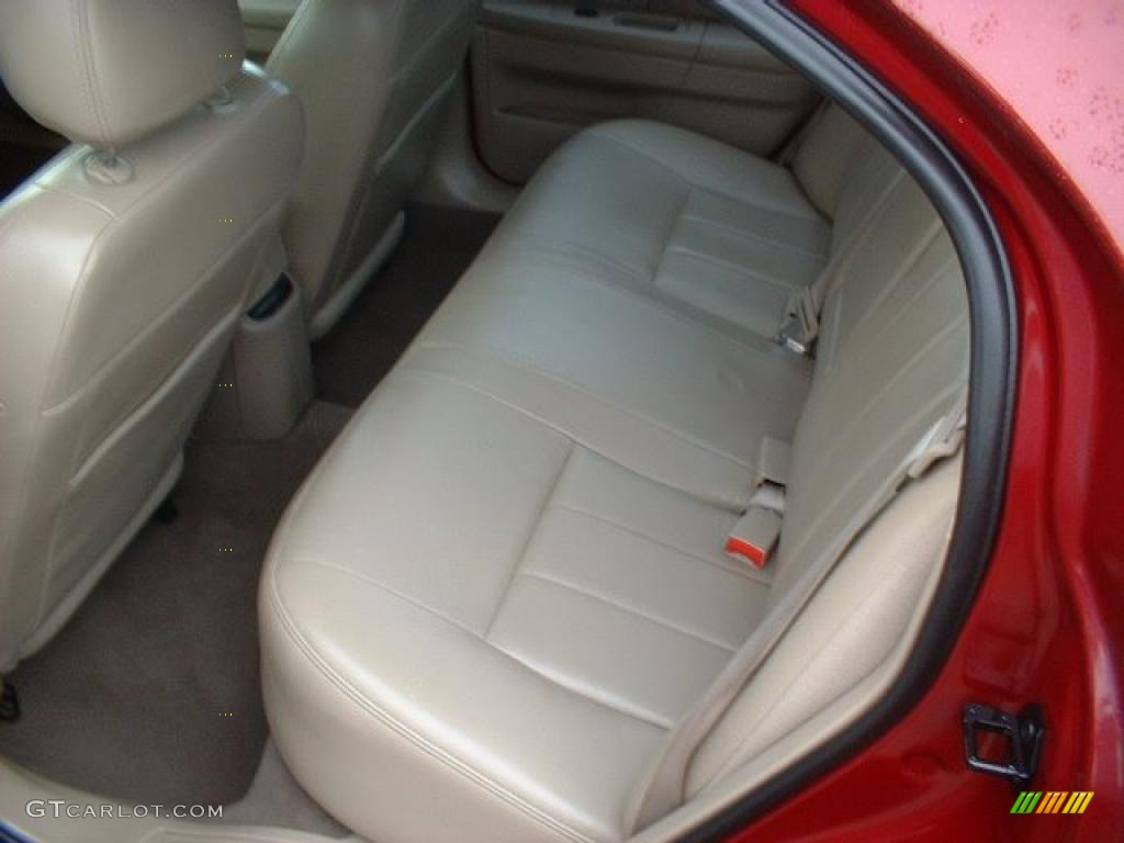 2004 Sable LS Premium Sedan - Merlot Red Metallic / Medium Parchment photo #10