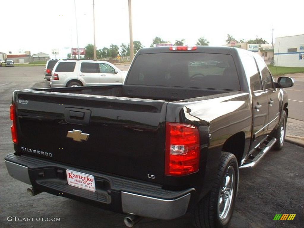 2007 Silverado 1500 LS Crew Cab - Black / Dark Titanium Gray photo #4