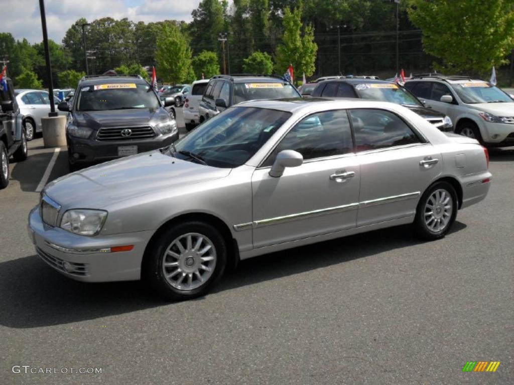 2004 XG350 L Sedan - Titanium / Black photo #1