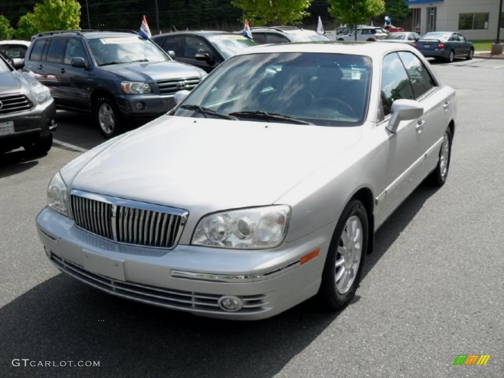 2004 XG350 L Sedan - Titanium / Black photo #6