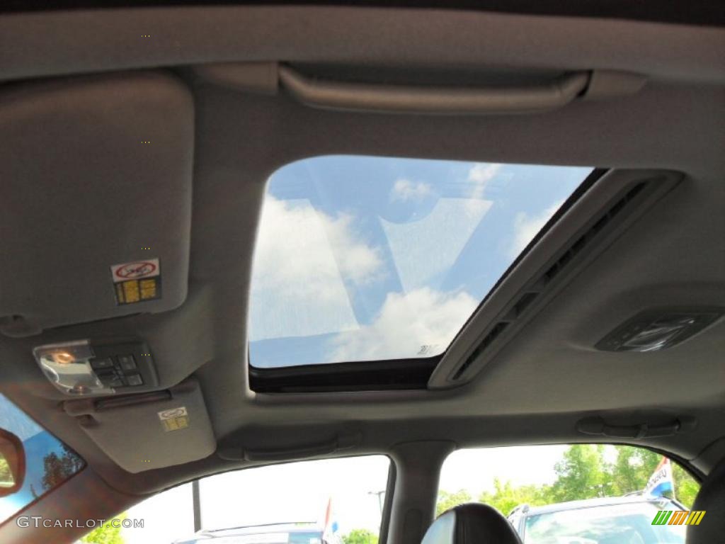 2004 XG350 L Sedan - Titanium / Black photo #12