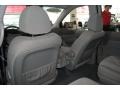 2009 Clear White Kia Sedona LX  photo #17