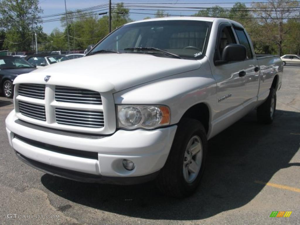 2002 Ram 1500 Sport Quad Cab 4x4 - Bright White / Dark Slate Gray photo #2