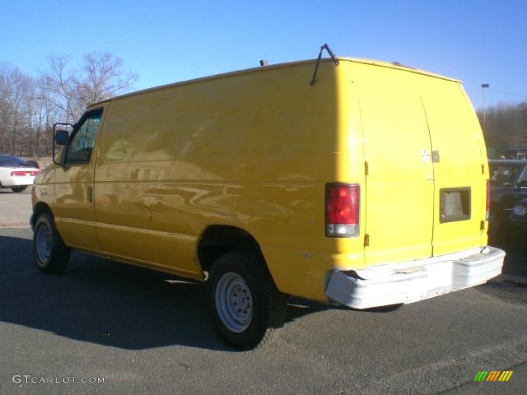 1996 E Series Van E250 Commercial - Yellow / Medium Gray photo #5