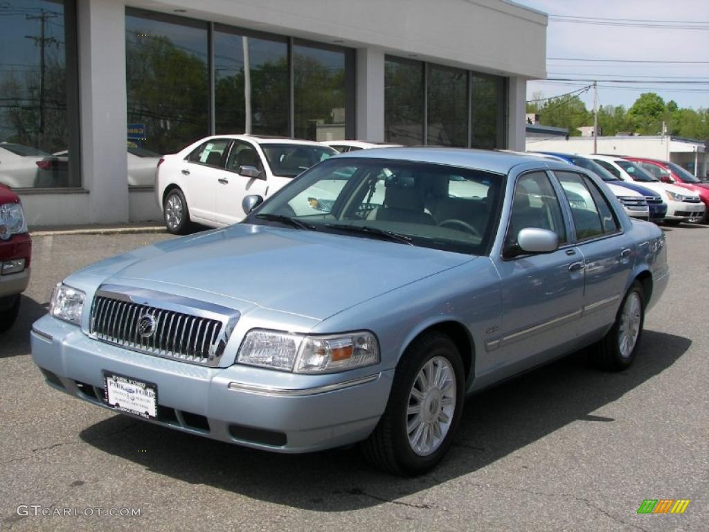 2009 Grand Marquis LS - Light Ice Blue Metallic / Medium Light Stone photo #2