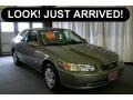 2001 Cashmere Beige Metallic Toyota Camry CE  photo #1