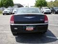 Brilliant Black Crystal Pearl - 300 C HEMI SRT Design Photo No. 5