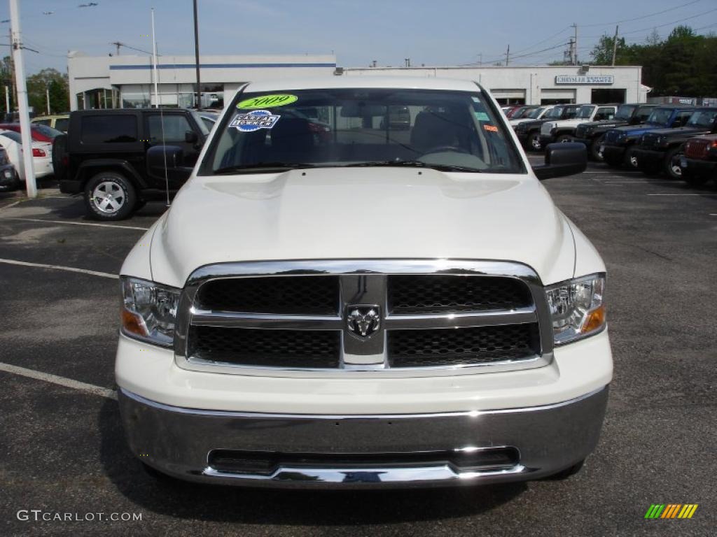 2009 Ram 1500 SLT Quad Cab 4x4 - Stone White / Dark Slate/Medium Graystone photo #2