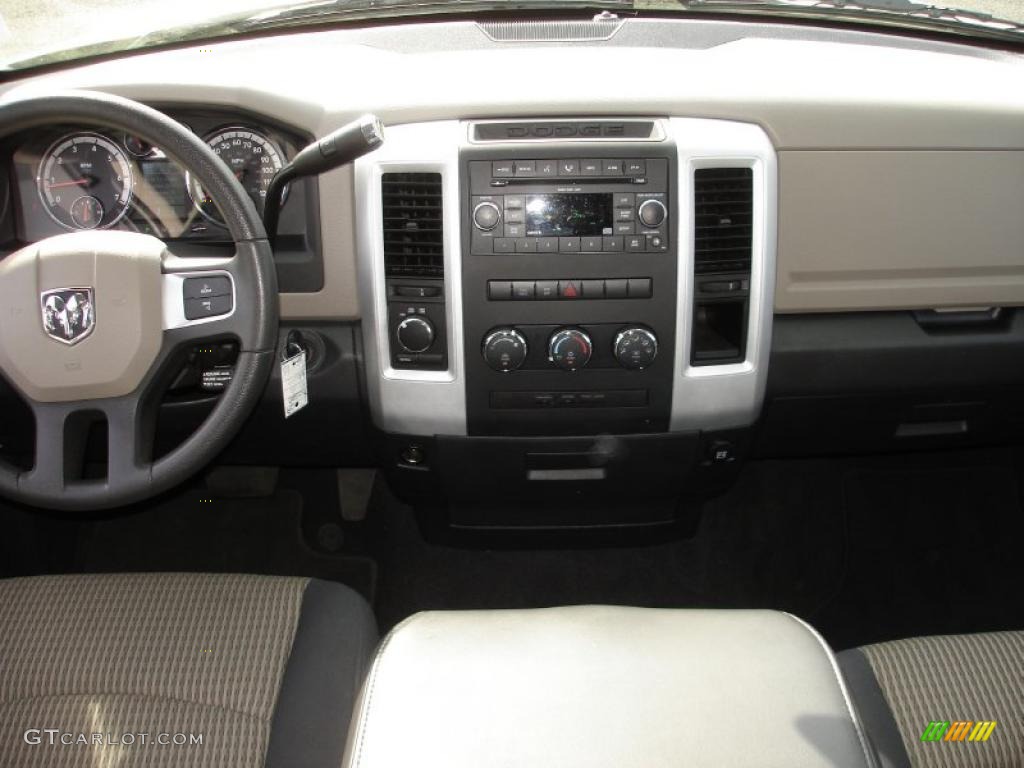 2009 Ram 1500 SLT Quad Cab 4x4 - Stone White / Dark Slate/Medium Graystone photo #12