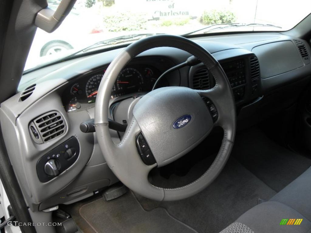2002 F150 XLT SuperCab - Silver Metallic / Medium Graphite photo #3
