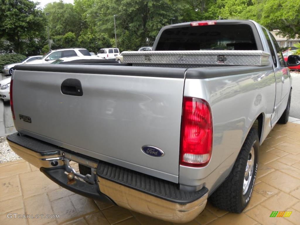2002 F150 XLT SuperCab - Silver Metallic / Medium Graphite photo #7
