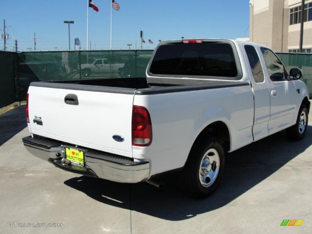 2002 F150 XLT SuperCab - Oxford White / Medium Graphite photo #3