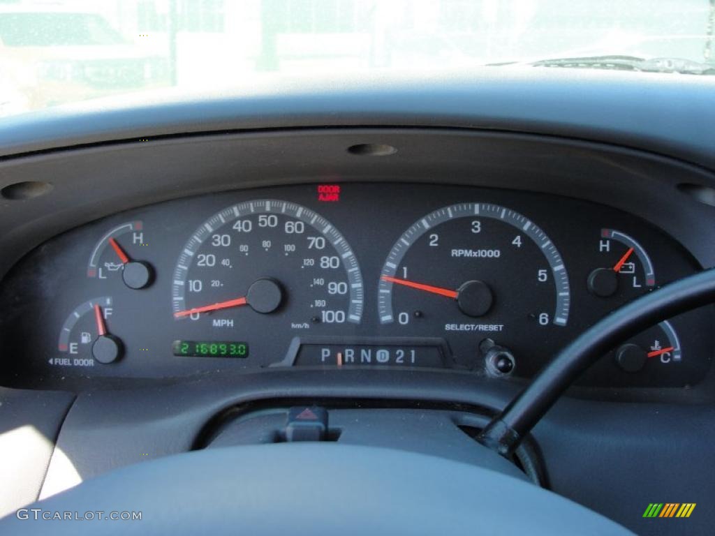 2002 F150 XLT SuperCab - Oxford White / Medium Graphite photo #40