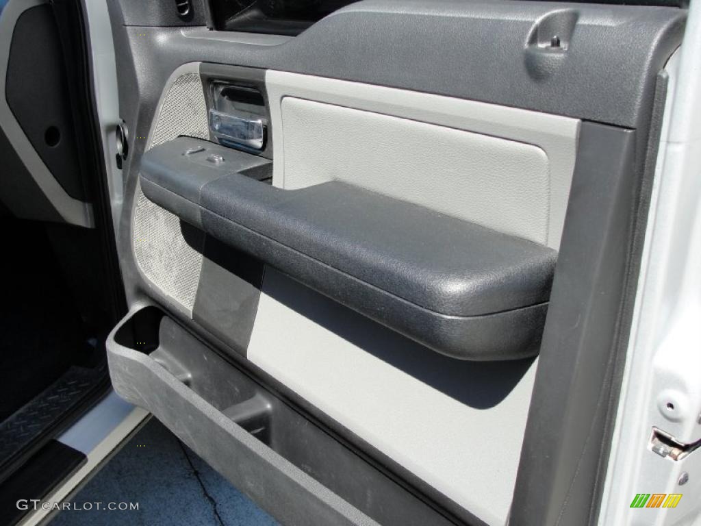 2004 F150 FX4 SuperCab 4x4 - Silver Metallic / Black/Medium Flint photo #29