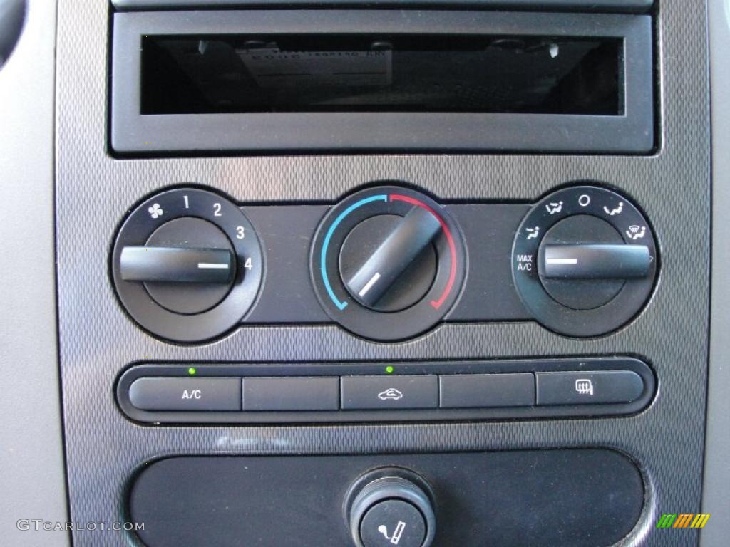 2004 F150 FX4 SuperCab 4x4 - Silver Metallic / Black/Medium Flint photo #44