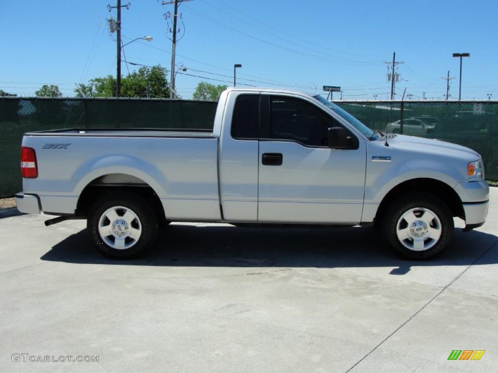 2006 F150 STX Regular Cab - Silver Metallic / Medium/Dark Flint photo #2