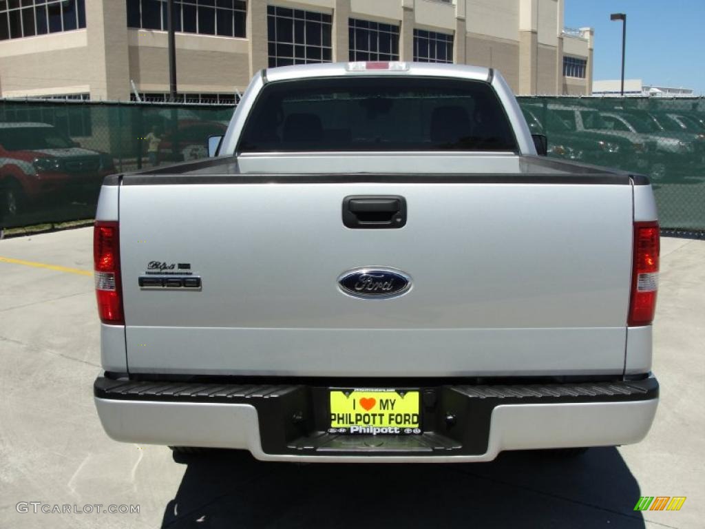 2006 F150 STX Regular Cab - Silver Metallic / Medium/Dark Flint photo #4