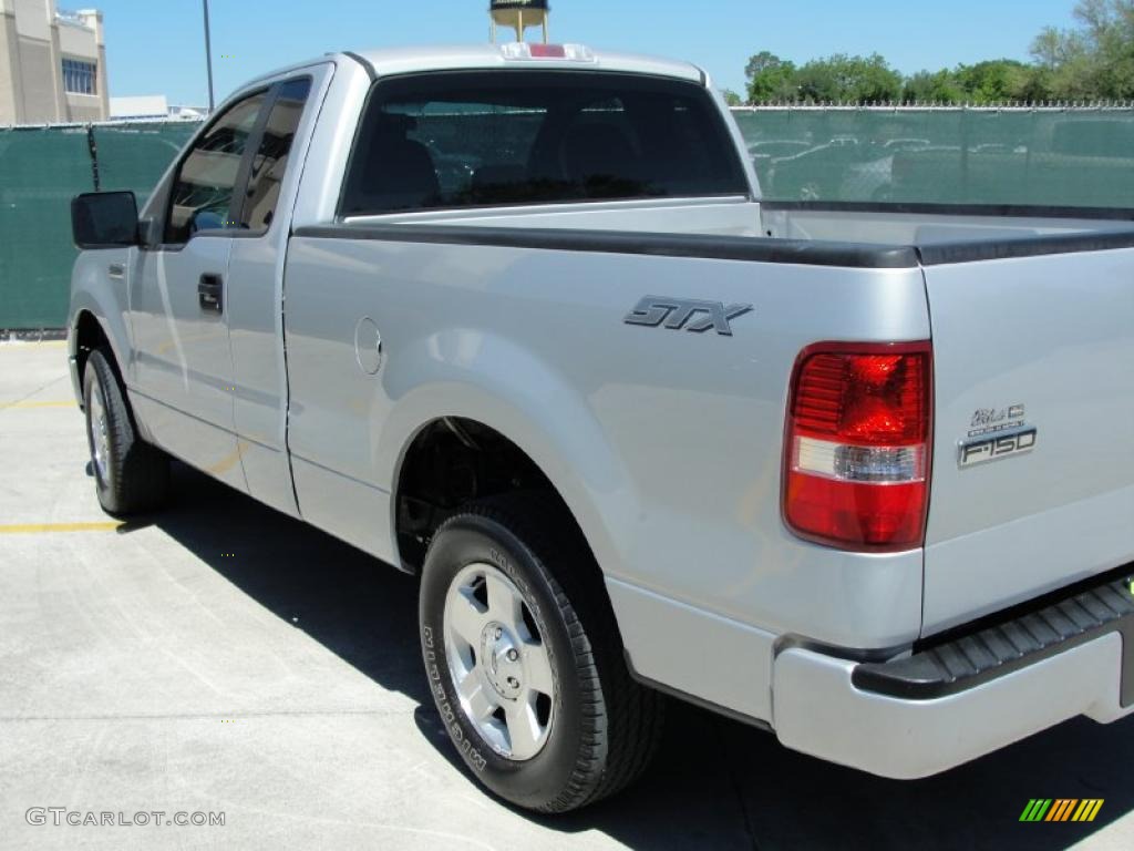 2006 F150 STX Regular Cab - Silver Metallic / Medium/Dark Flint photo #5