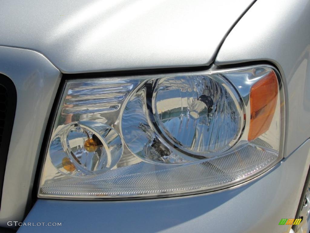 2006 F150 STX Regular Cab - Silver Metallic / Medium/Dark Flint photo #10