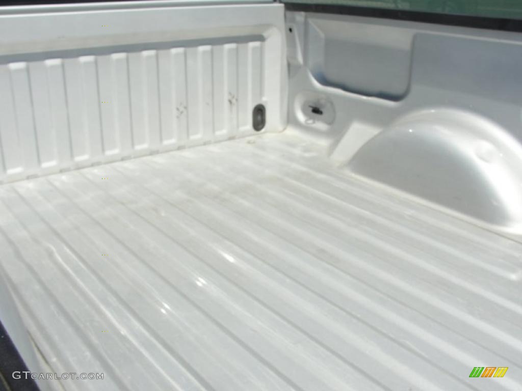 2006 F150 STX Regular Cab - Silver Metallic / Medium/Dark Flint photo #20