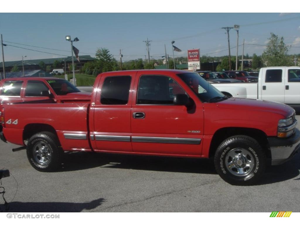 1999 Silverado 1500 LS Extended Cab 4x4 - Victory Red / Graphite photo #2
