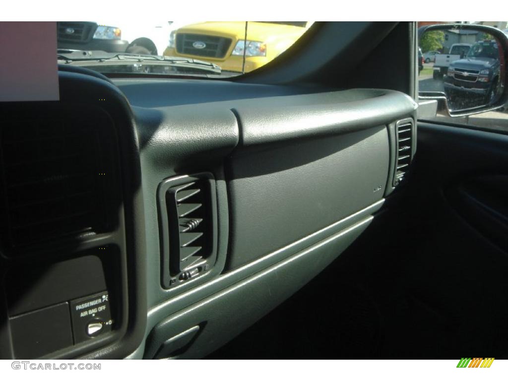 1999 Silverado 1500 LS Extended Cab 4x4 - Victory Red / Graphite photo #21