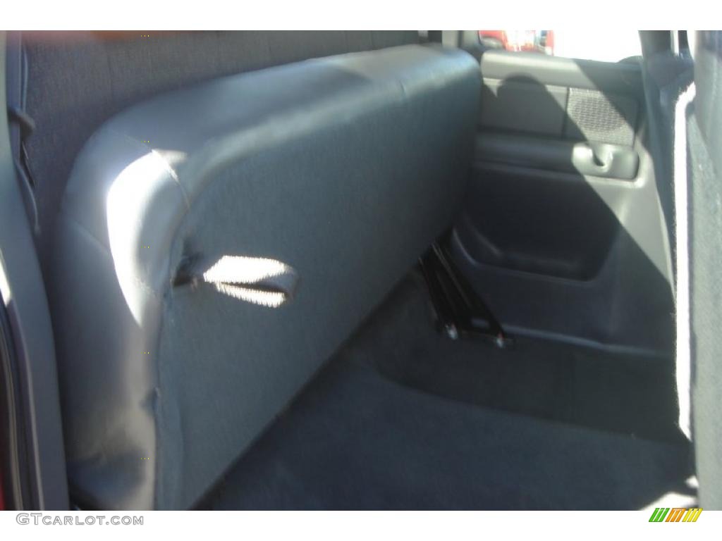 1999 Silverado 1500 LS Extended Cab 4x4 - Victory Red / Graphite photo #24