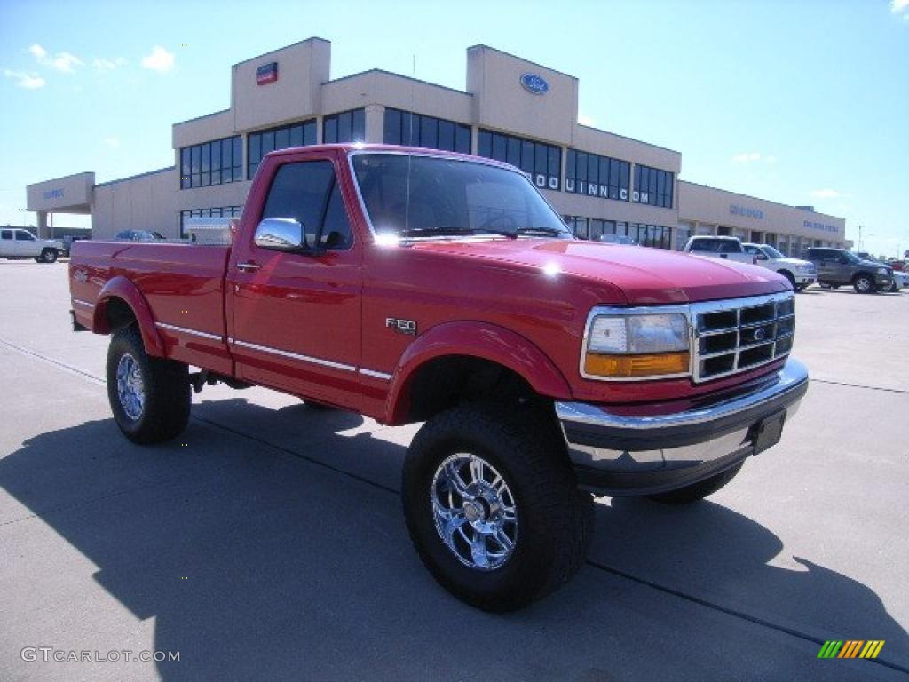 1995 F150 XLT Regular Cab 4x4 - Vermillion Red / Gray photo #1