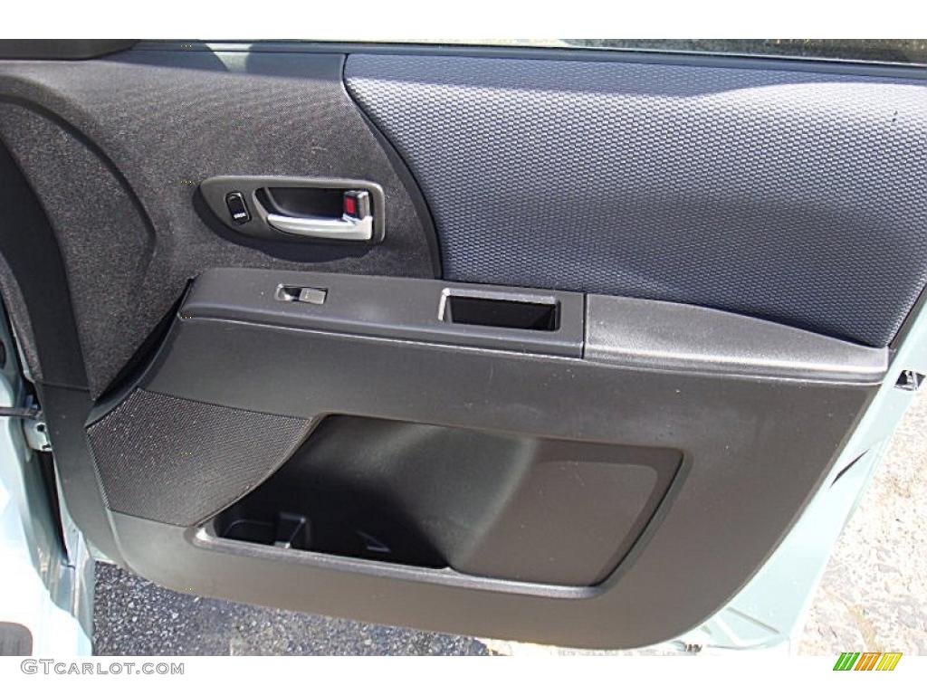2006 MAZDA5 Sport - Stellar Silver Mica / Black photo #16