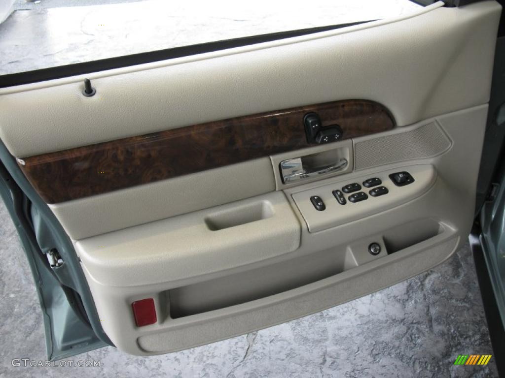 2006 Grand Marquis LS - Light Tundra Metallic / Medium Light Stone photo #14