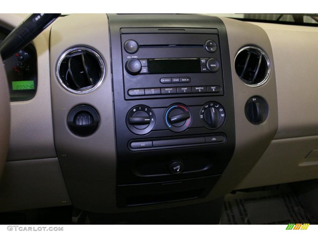 2006 F150 XLT SuperCab - Dark Toreador Red Metallic / Tan photo #44