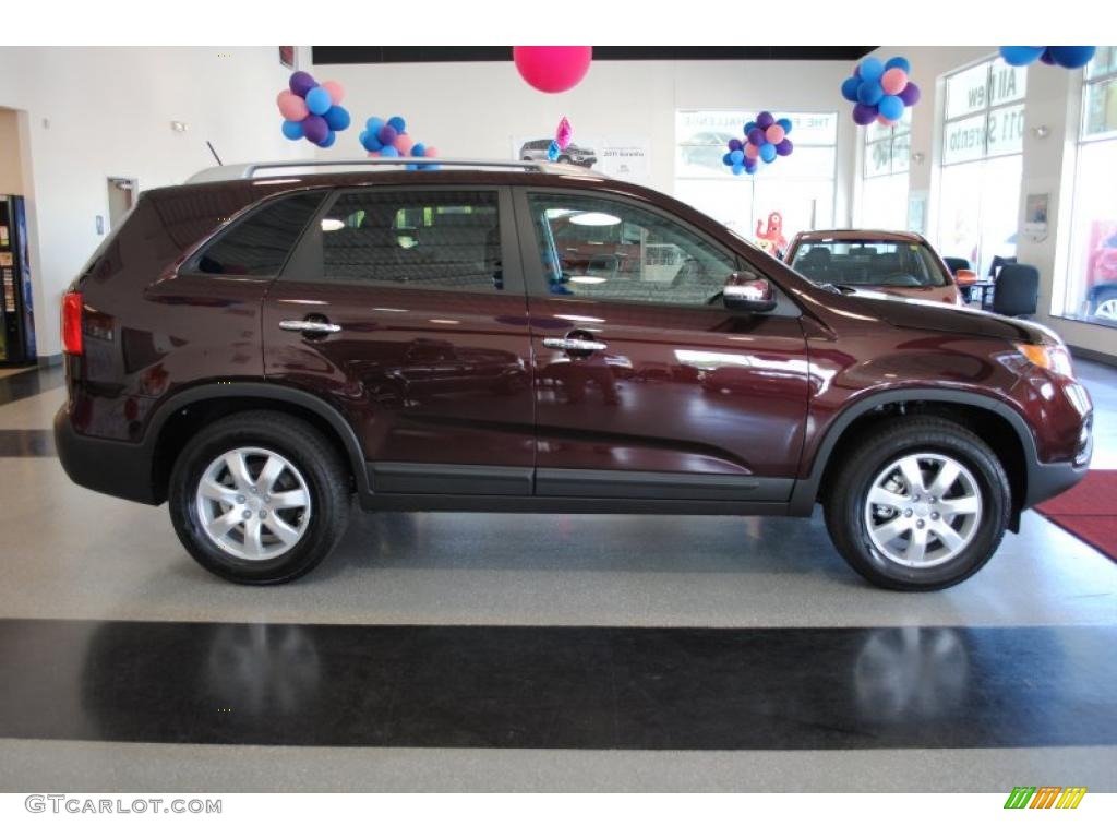 2011 Sorento LX - Dark Cherry / Black photo #9