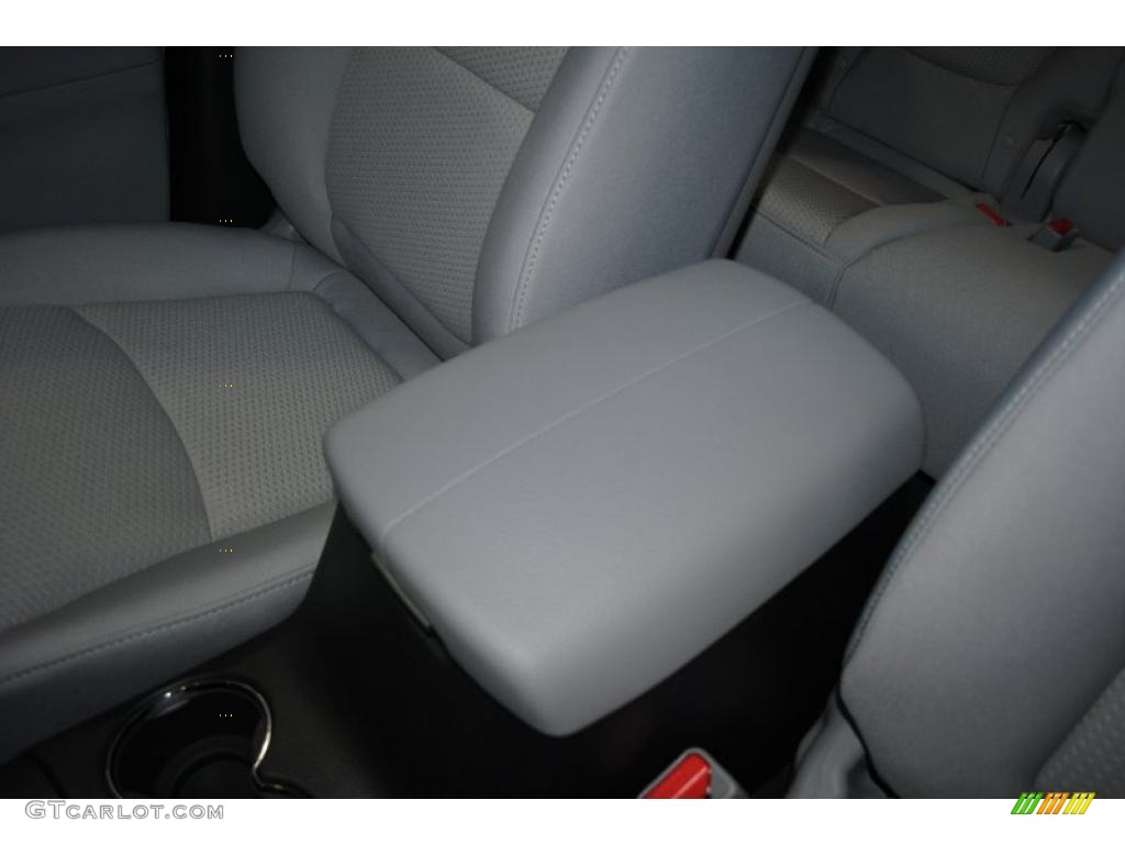 2011 Sorento LX - Snow White Pearl / Gray photo #41