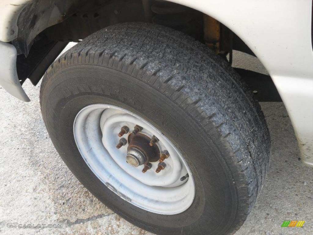 1997 E Series Van E350 Cargo - Silver Metallic / Medium Graphite photo #6