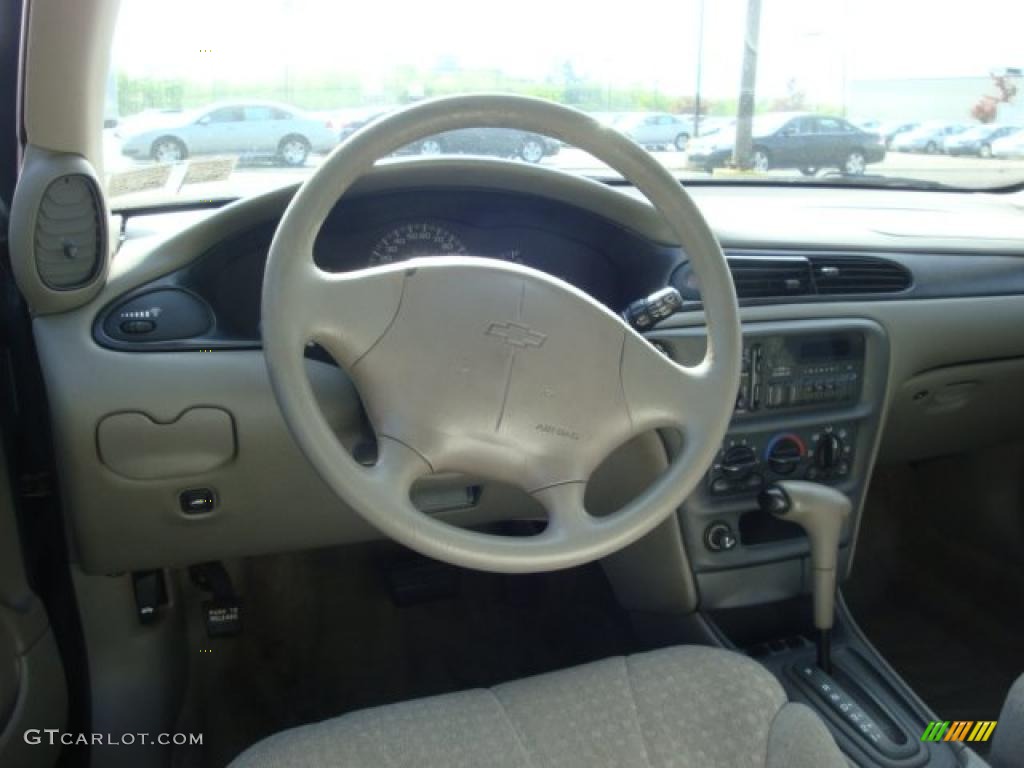 1997 Malibu Sedan - Dark Jade Green Metallic / Medium Grey photo #10