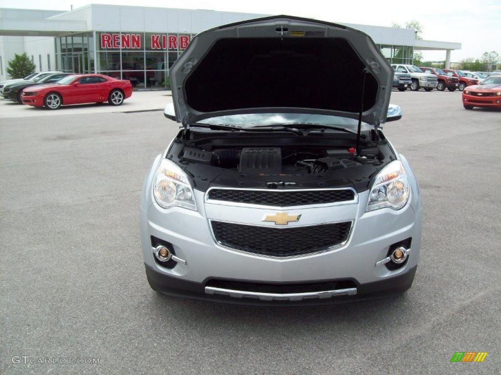 2010 Equinox LT AWD - Silver Ice Metallic / Jet Black/Light Titanium photo #11