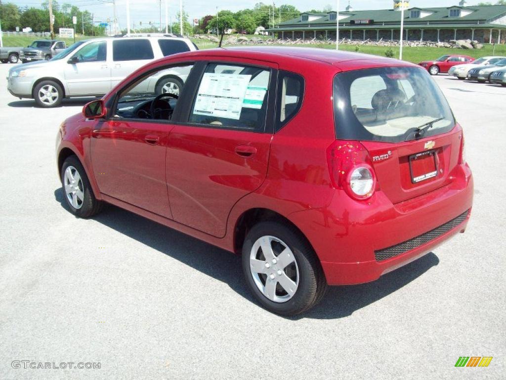 2010 Aveo Aveo5 LT - Sport Red / Neutral photo #3