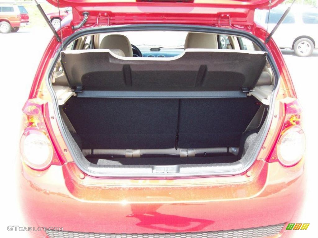 2010 Aveo Aveo5 LT - Sport Red / Neutral photo #7