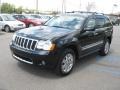 Black - Grand Cherokee Overland 4x4 Photo No. 8