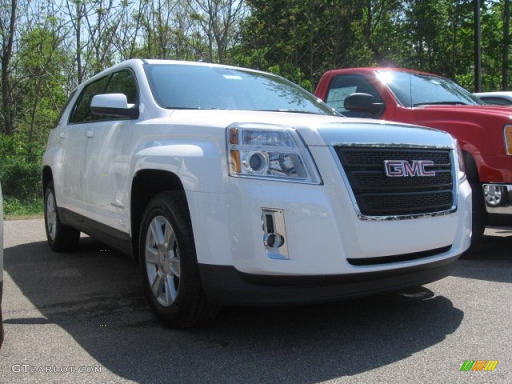2010 Terrain SLE - Summit White / Jet Black photo #3