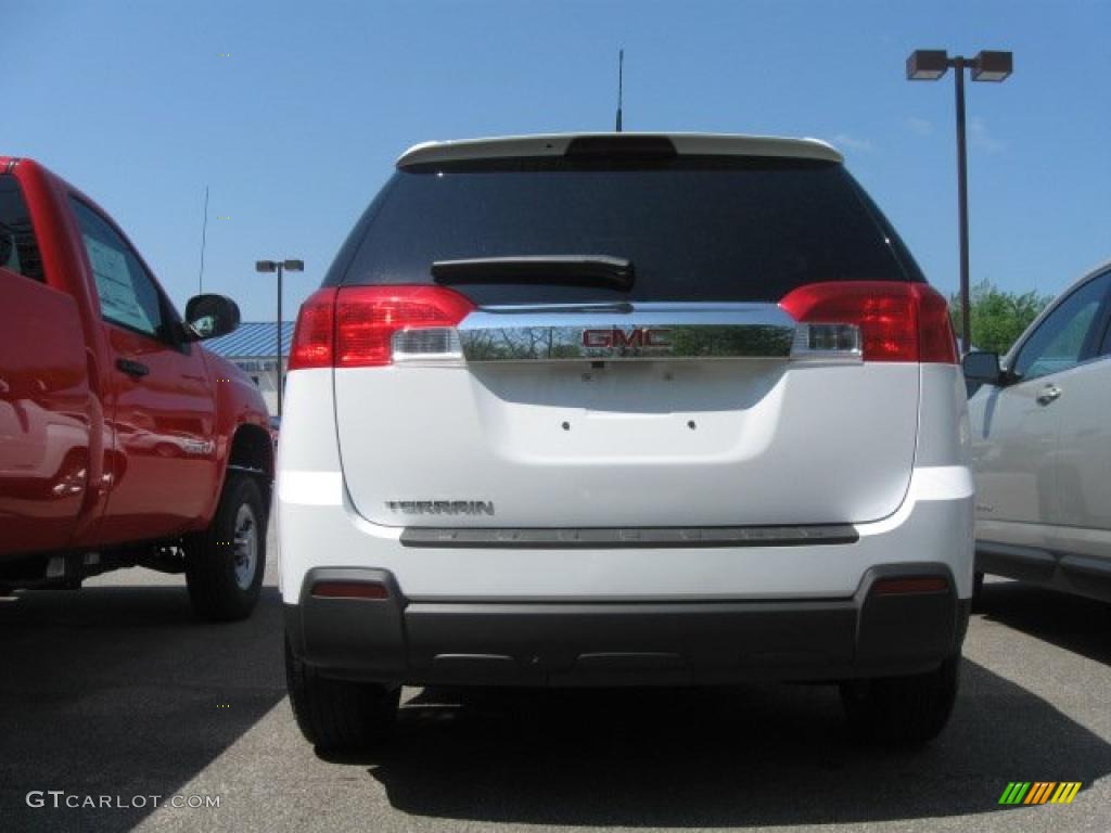 2010 Terrain SLE - Summit White / Jet Black photo #4