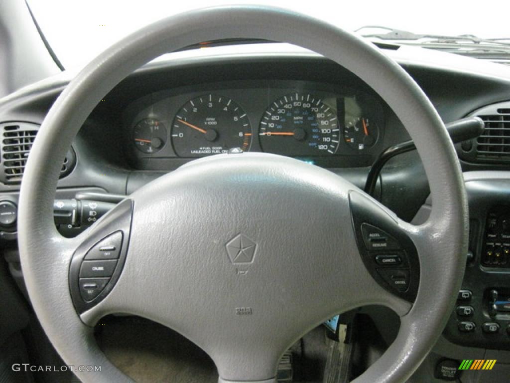 1997 Grand Voyager SE - Bright White / Gray photo #3