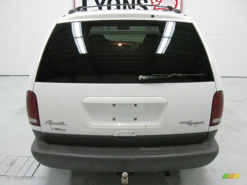 1997 Grand Voyager SE - Bright White / Gray photo #13